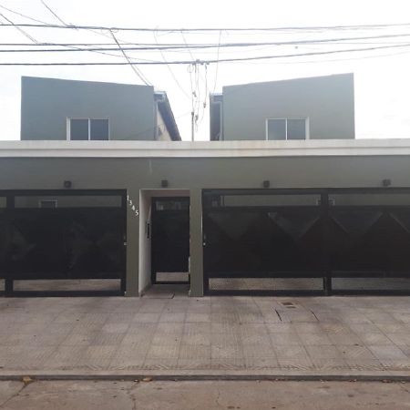 Depto Amplio C/Cochera Apartment Corrientes Exterior photo